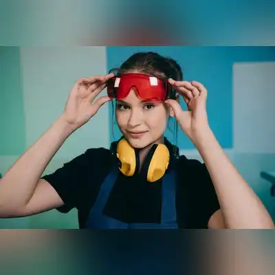 邬然俊